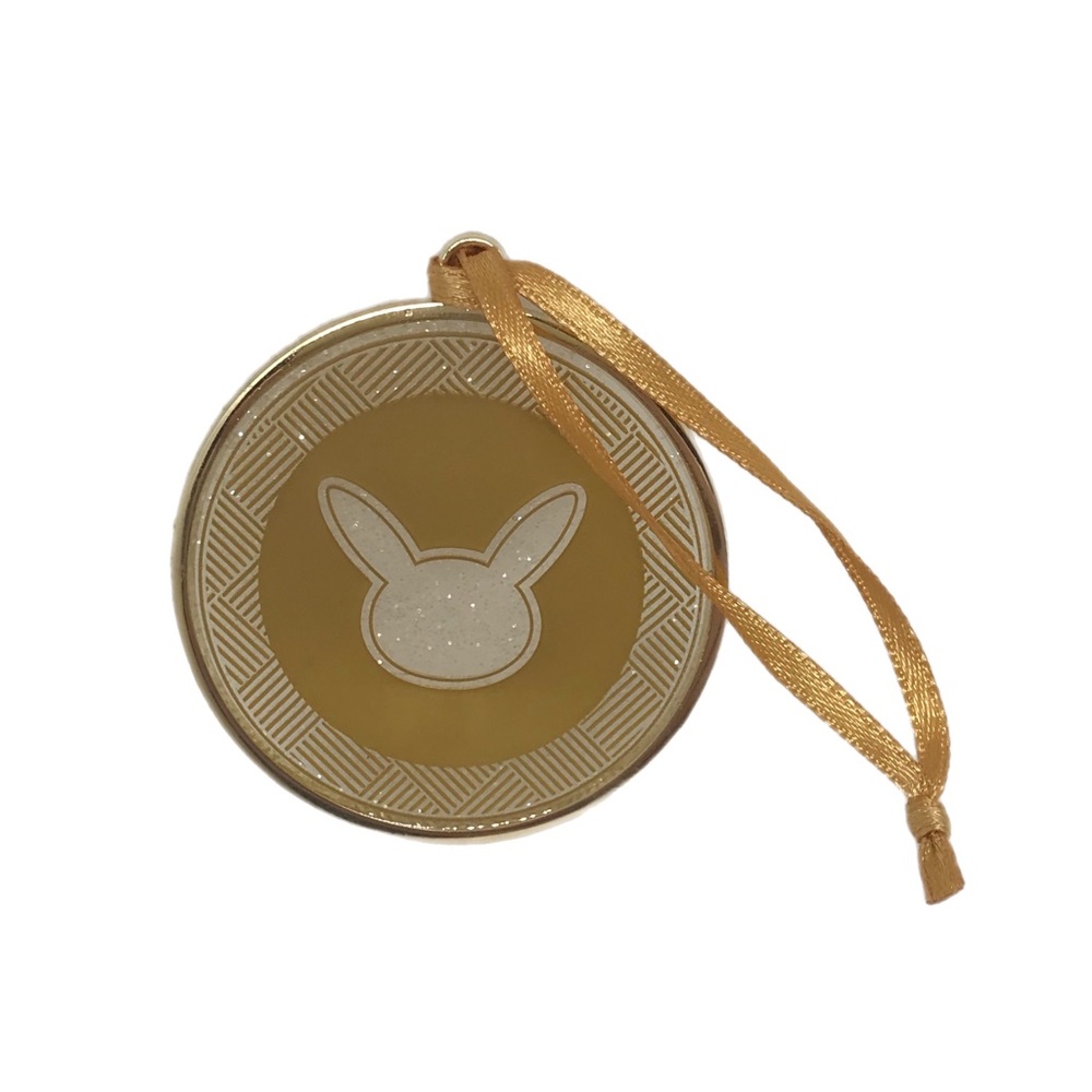 Pokémon Ornament Christmas Holiday Center Exclusive Winter Wonders Gold Pikachu